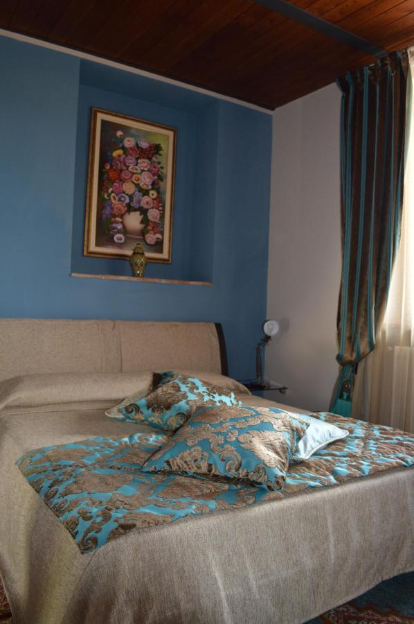 La Corte Di Langa Guest House Albaretto della Torre Cameră foto